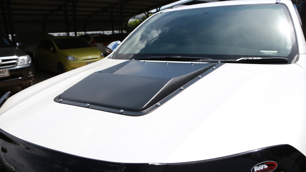 สกู๊ปฝากระโปรงหน้า (V.2) มีน๊อต