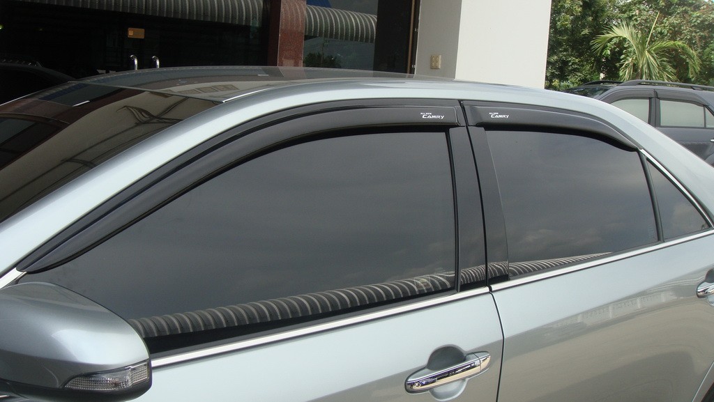 กันสาดประตู