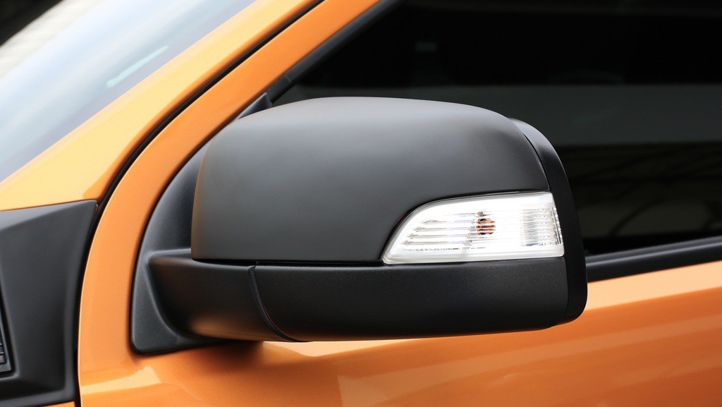 ครอบกระจกมองข้าง