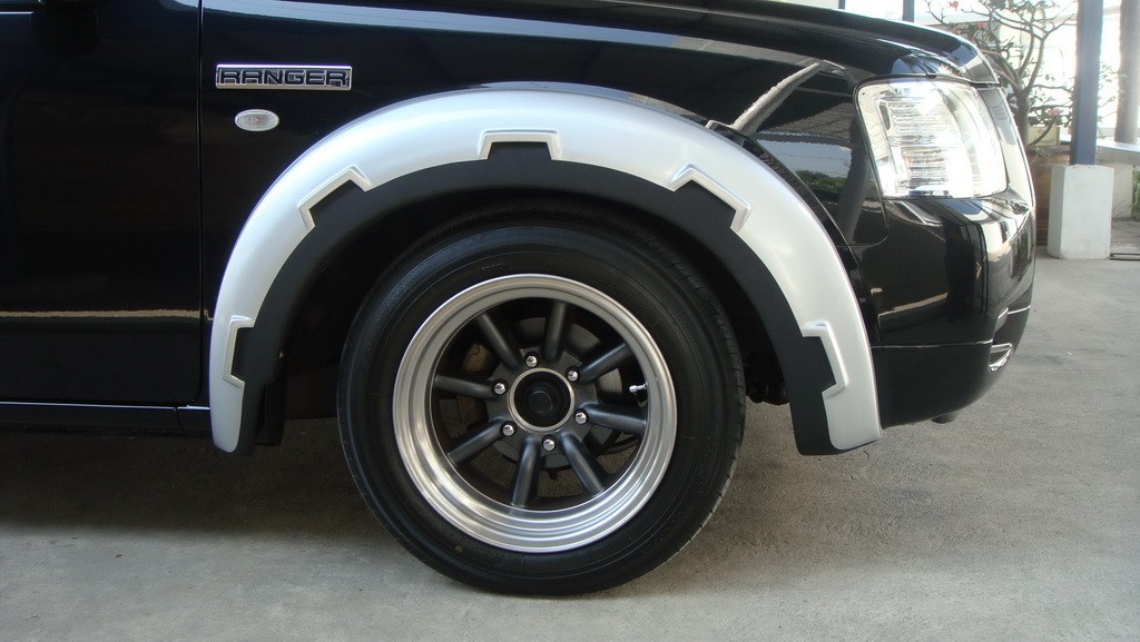 คิ้วล้อ (V.2) 4 ชิ้น 6 นิ้ว