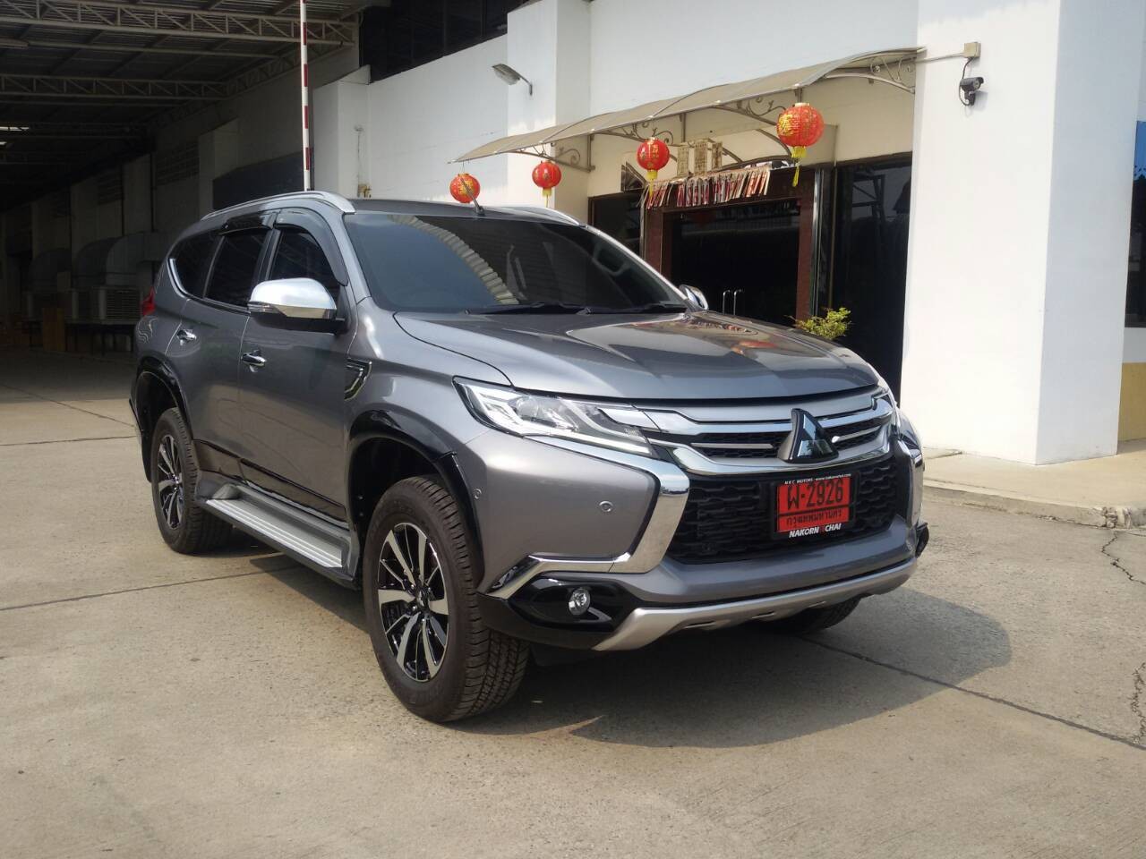 สเกิร์ต (หน้า+ท้าย) ทรงห้าง 6 ชิ้น พร้อมท่อหลอก