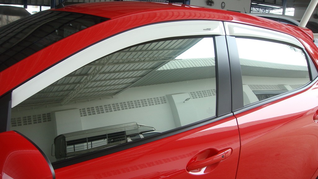 กันสาดประตู