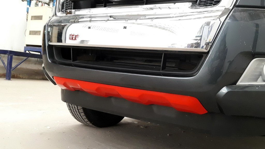 ครอบกันแคร้งหน้า