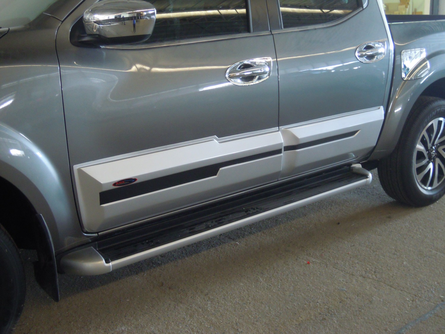 กาบข้างประตู (V.1)