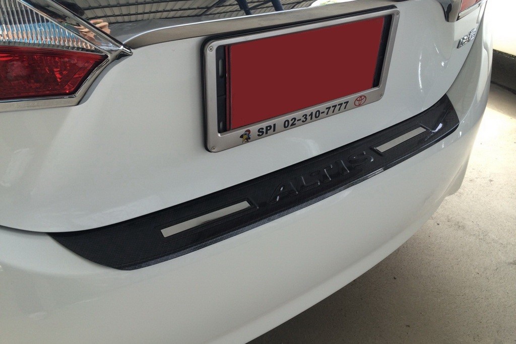 กันรอยชายประตูท้าย