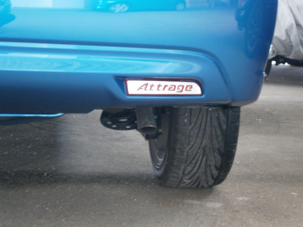 ครอบไฟทับทิมท้าย