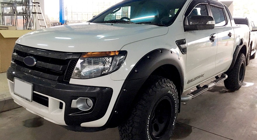 คิ้วล้อ (V.10) 6 ชิ้น 6" มีน๊อต