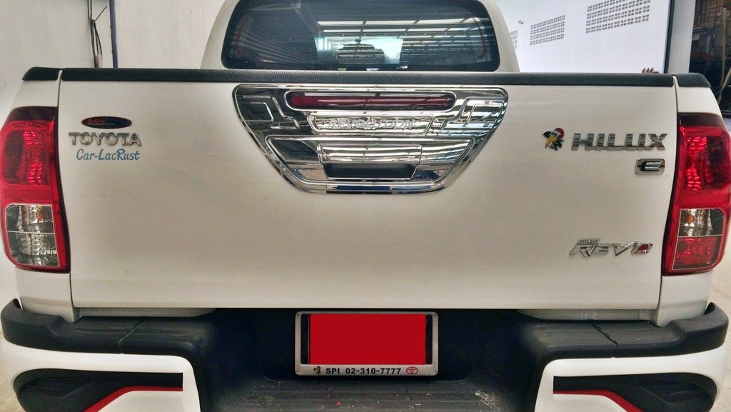 ครอบมือเปิดท้ายกระบะ