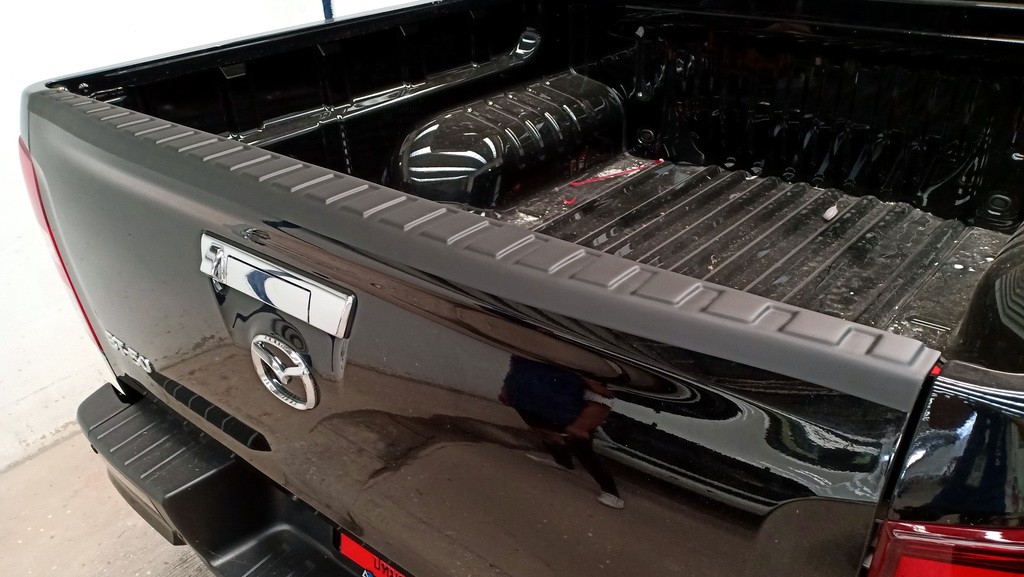 กันรอยท้ายกระบะ