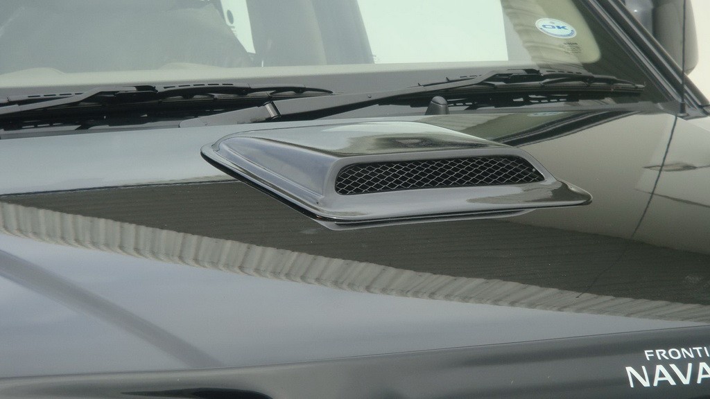 สกรู๊ปฝากระโปรงหน้า