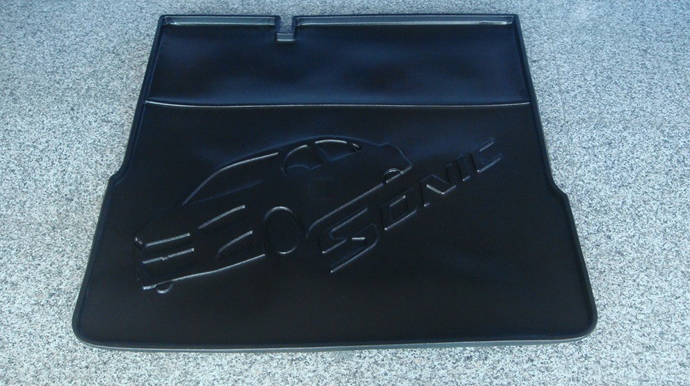 ถาดวางของท้ายรถ