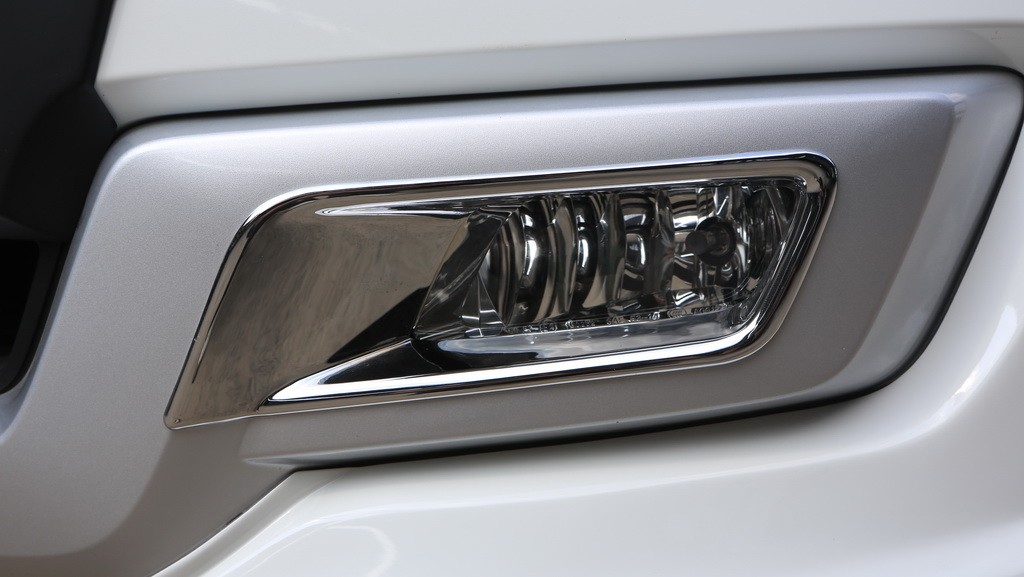 ครอบสปอตไลท์