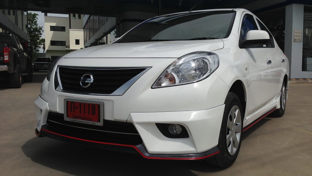 ชุดแต่งรอบคัน (4 ชิ้น) ทรง Nismo V.3