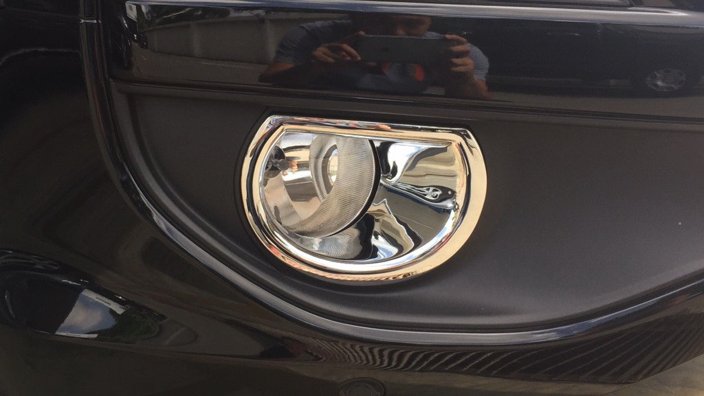 ครอบสปอตไลท์ V.1