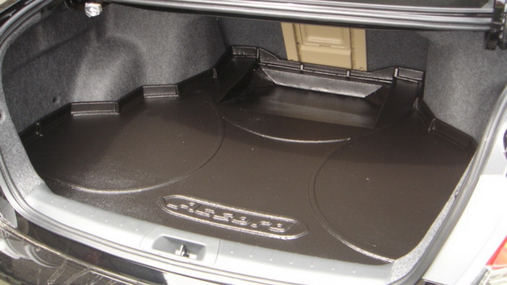 ถาดวางของท้ายรถ