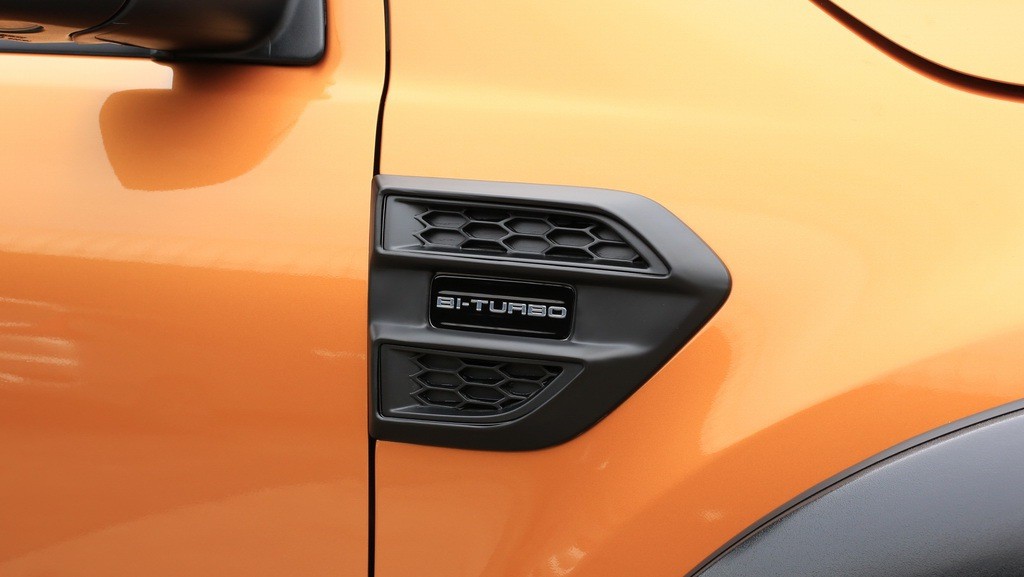 แก้มข้าง