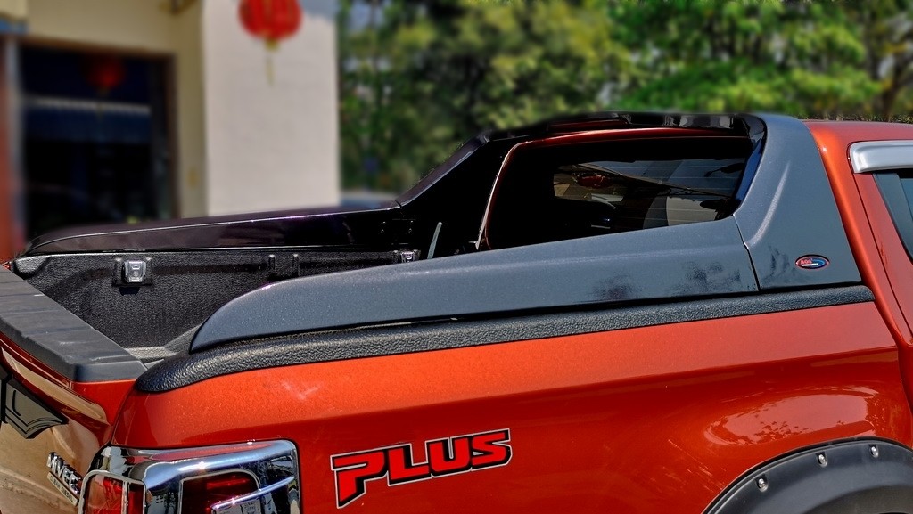 โรบาร์ (รุ่น 4 ประตู) V.1