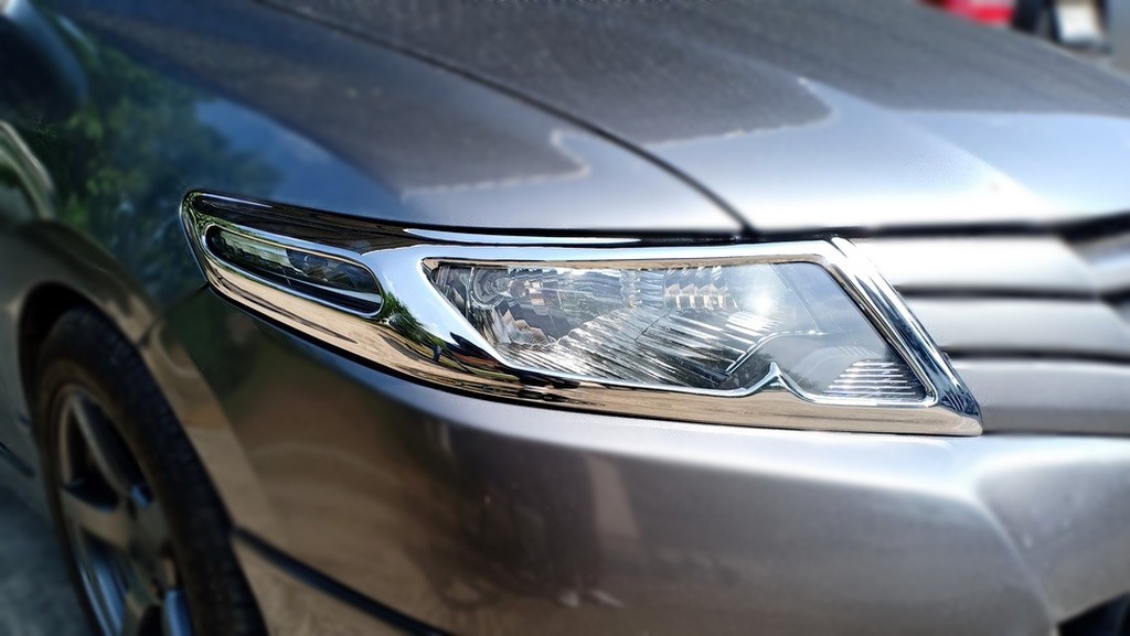 ครอบไฟ (หน้า)