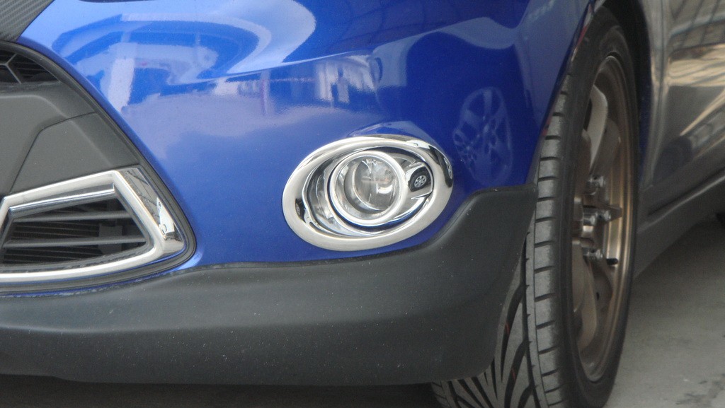 ครอบสปอตไลท์