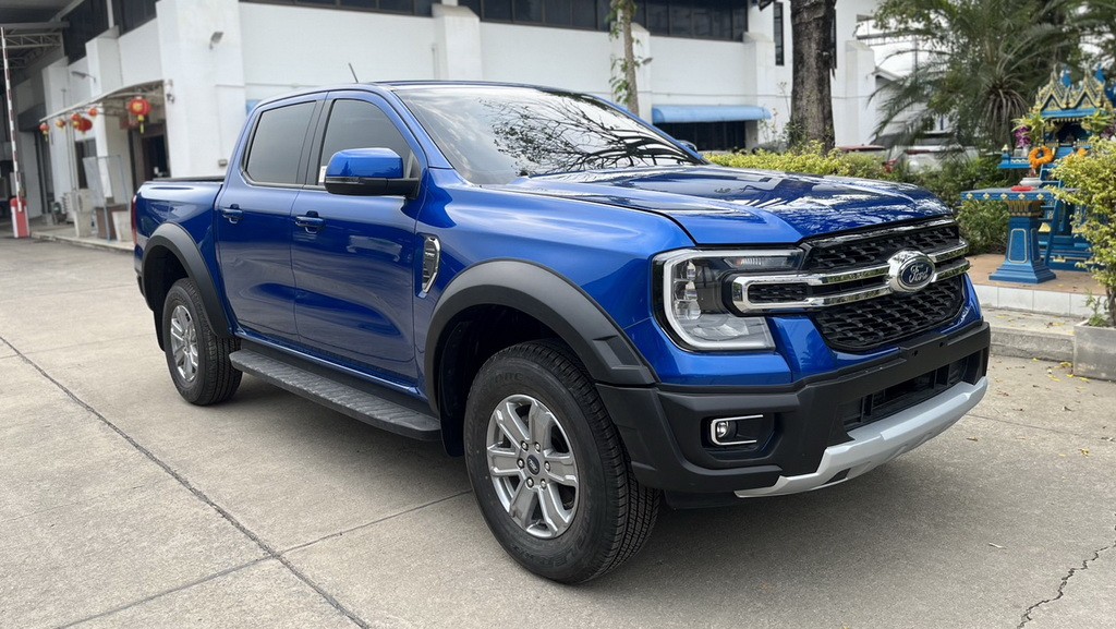 ชุดแต่งรอบคัน (5 ชิ้น) ทรง ARTIMO สำหรับรุ่น XLT